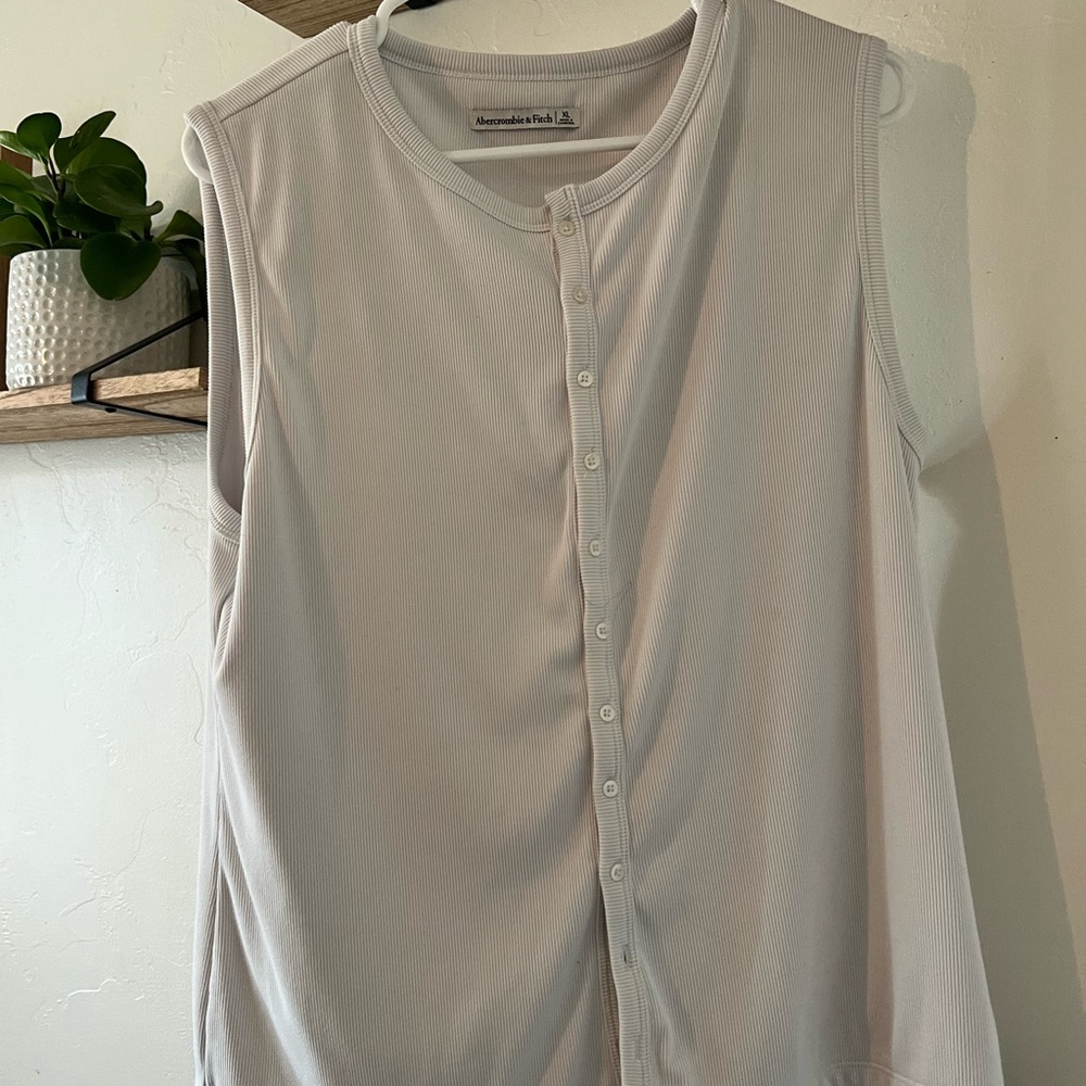 Abercrombie & Fitch White Sleeveless Top